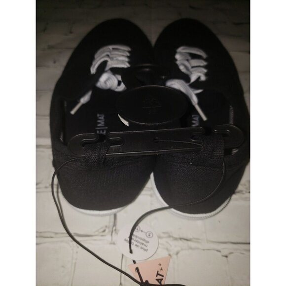 NWT Ardene Size 5 Black Yoga Mat Flat Lace Up Canvas Sneaker Shoes Women's - Picture 3 of 6